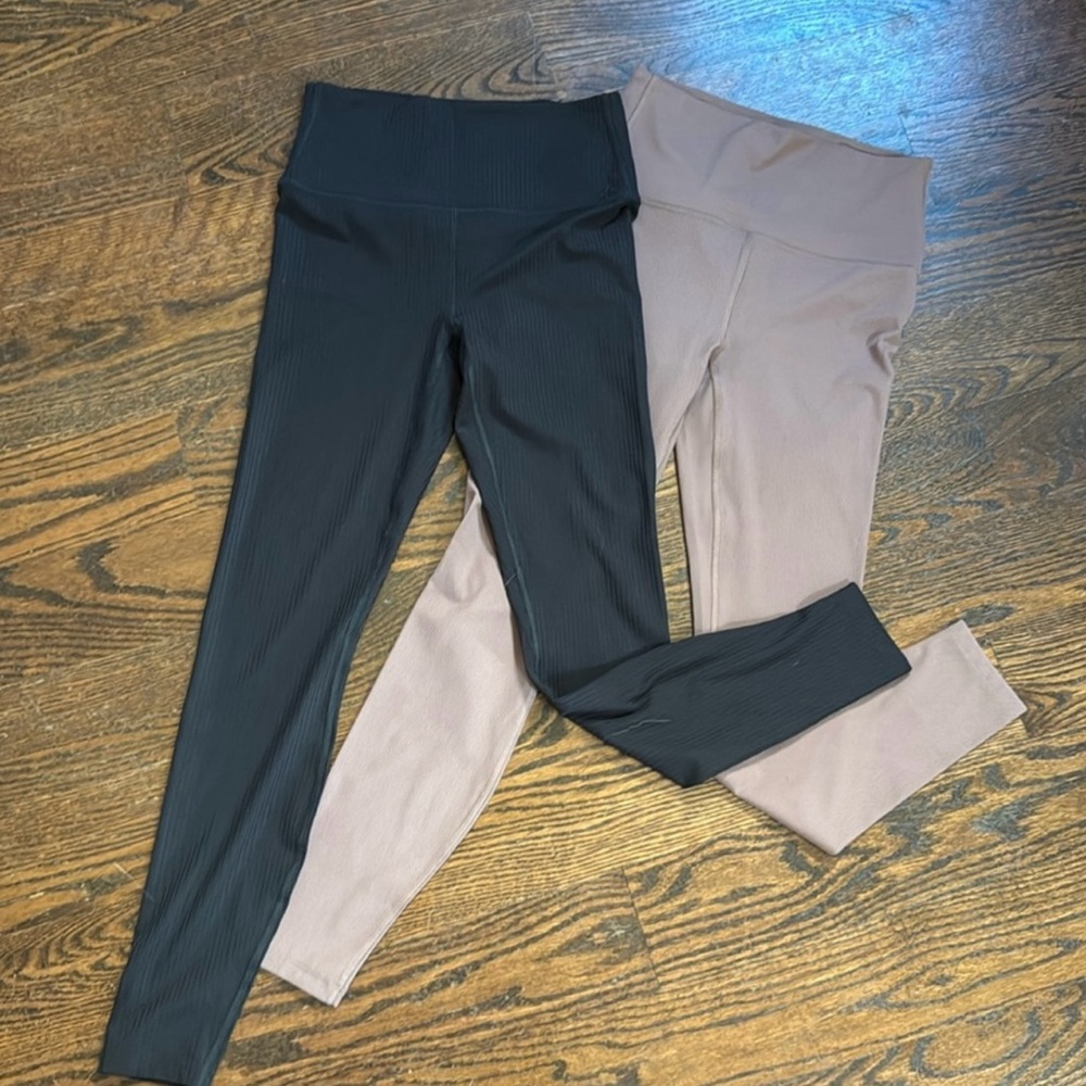 Stylish Black and Tan Leggings